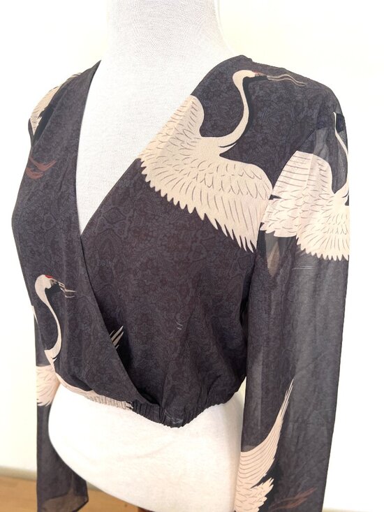 NWT "Show Me Your Mumu" - Crop Top - Black Sheer White Crane - Size Small - Picture 8 of 12
